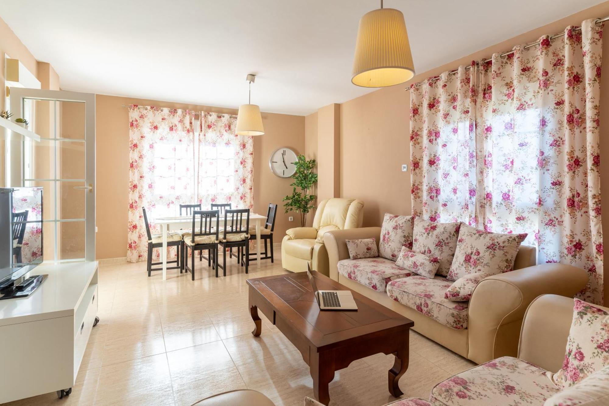 Trendyhomes Playa Aguadulce (Almeria)